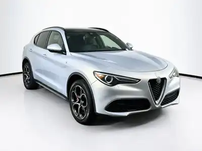2023 Alfa Romeo Stelvio Ti AWD's photo