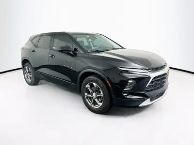 2023 Chevrolet Blazer 2.0T 2LT AWD photo 1