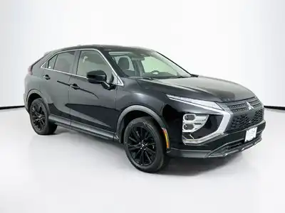 2024 Mitsubishi Eclipse Cross LE S-AWC's photo