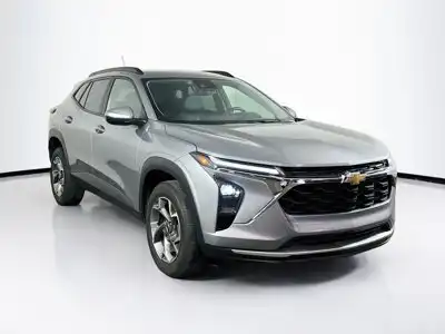 2025 Chevrolet Trax LT's photo