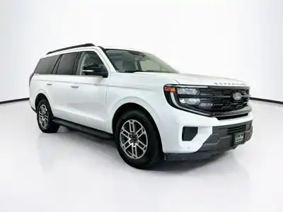 2025 Ford Expedition Active 4x4's photo