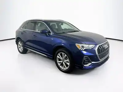 2025 Audi Q3 45 TFSI S Line Premium quattro's photo