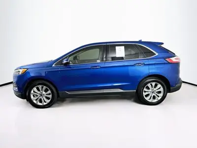 2020 Ford Edge Titanium AWD photo 4