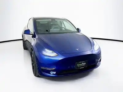 2021 Tesla Model Y Long Range Dual Motor All-Wheel Drive's photo