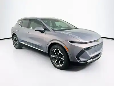 2024 Chevrolet Equinox EV 2LT FWD's photo