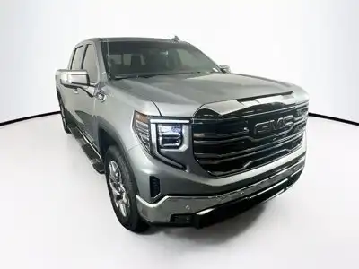 2025 GMC Sierra 4WD Crew Cab Short Box SLT's photo
