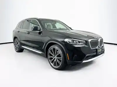 2023 BMW X3 sDrive30i's photo