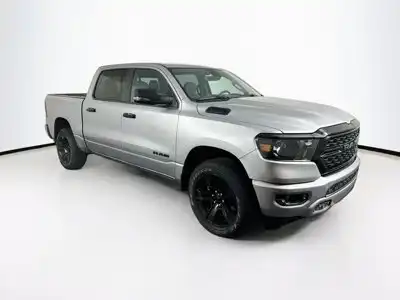 2023 RAM 1500 Big Horn/Lone Star 4x4 Crew Cab 5'7's photo
