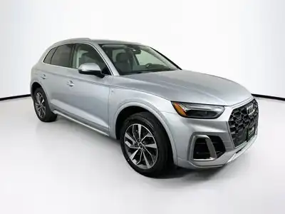 2024 Audi Q5 45 Premium Plus's photo