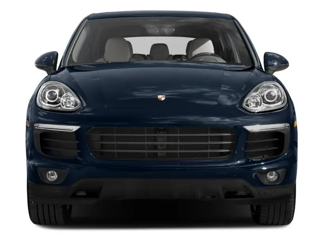 2017 Porsche Cayenne Base photo 4