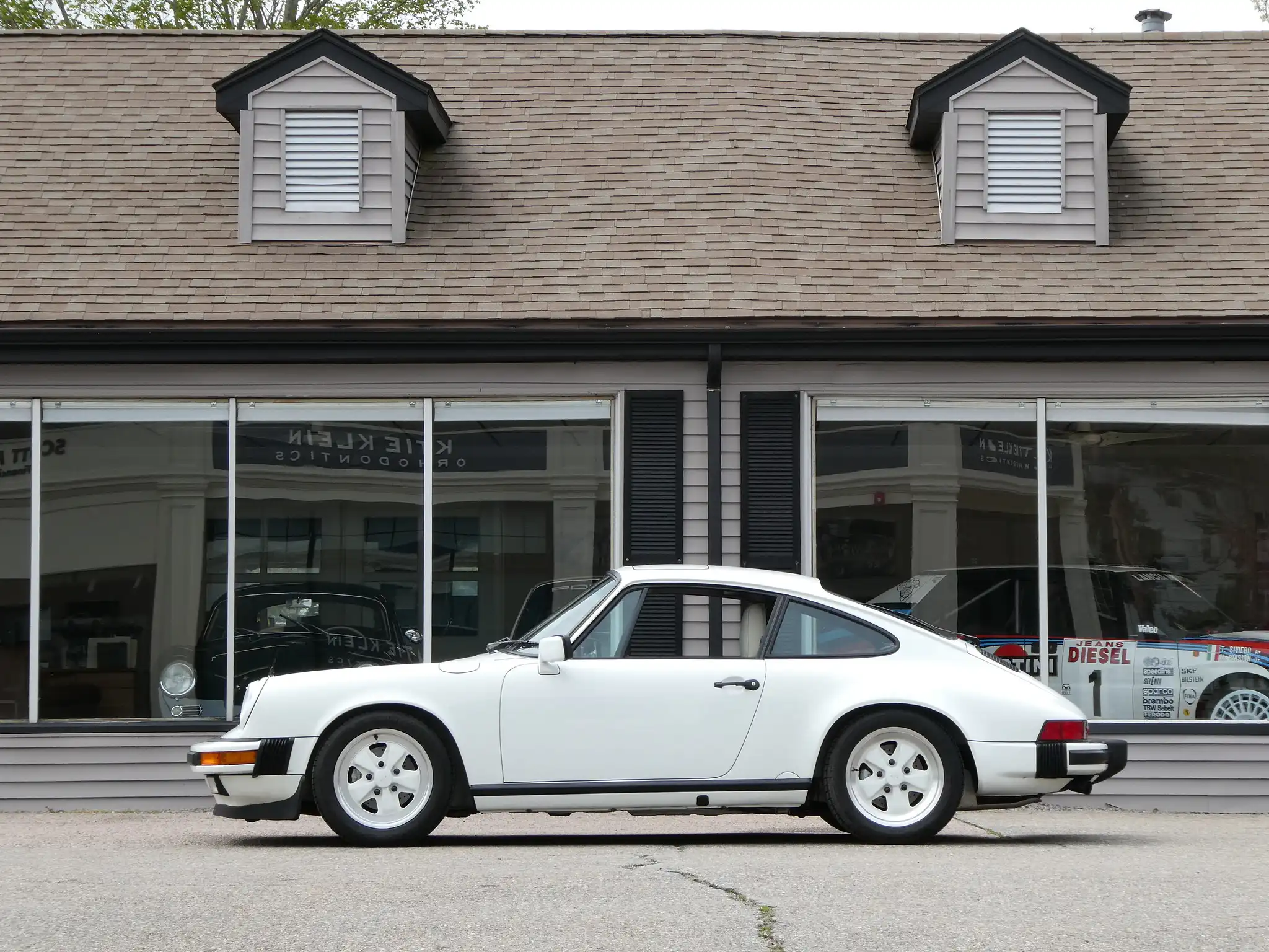 1988 Porsche 911's photo