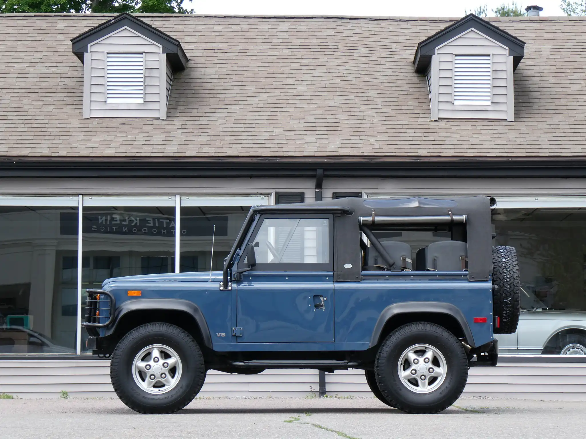 1994 Land Rover Defender's photo