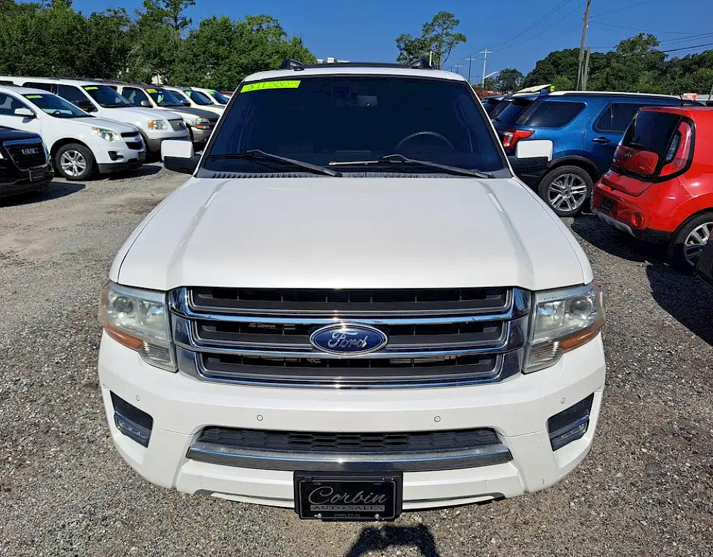 2017 Ford Expedition Limited photo 1