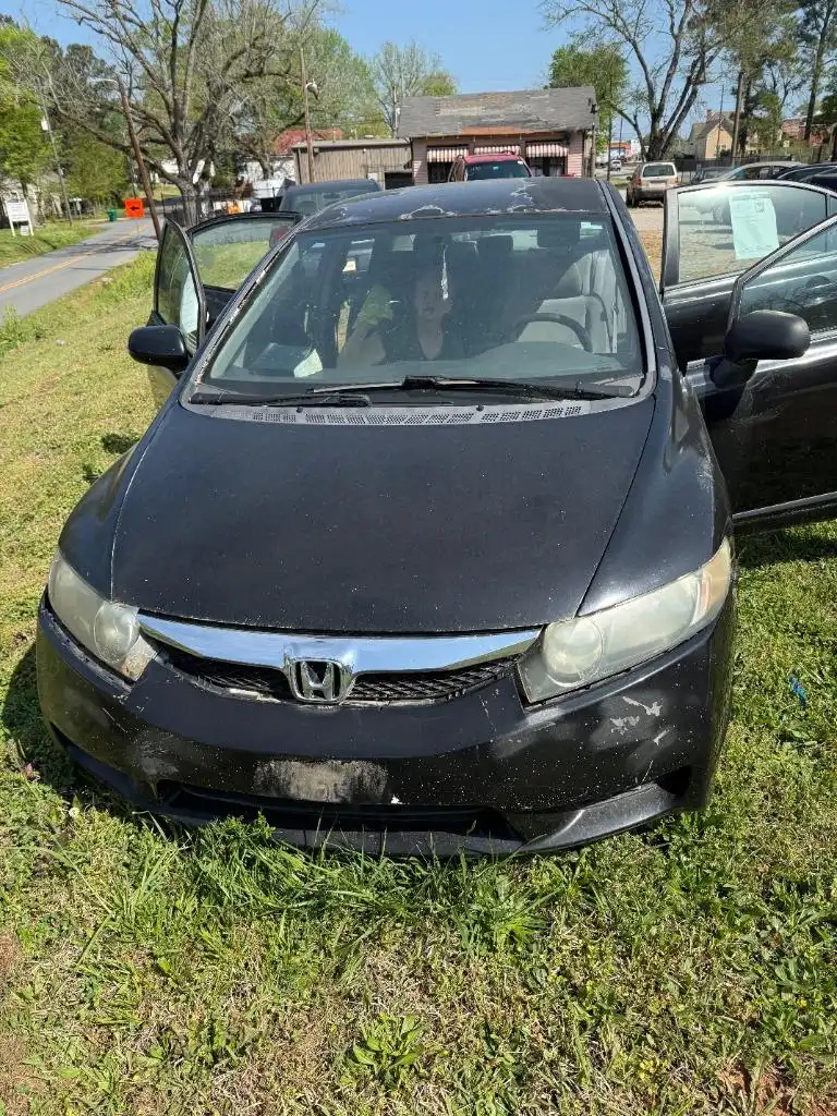 2010 Honda Civic LX Auto's photo