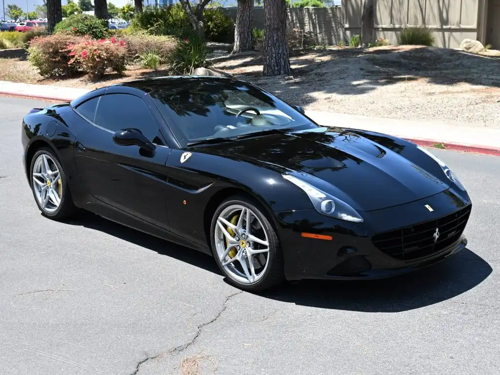 2015 Ferrari California Base's photo
