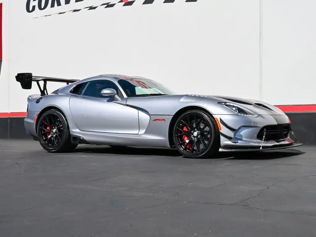 2017 Dodge Viper ACR's photo