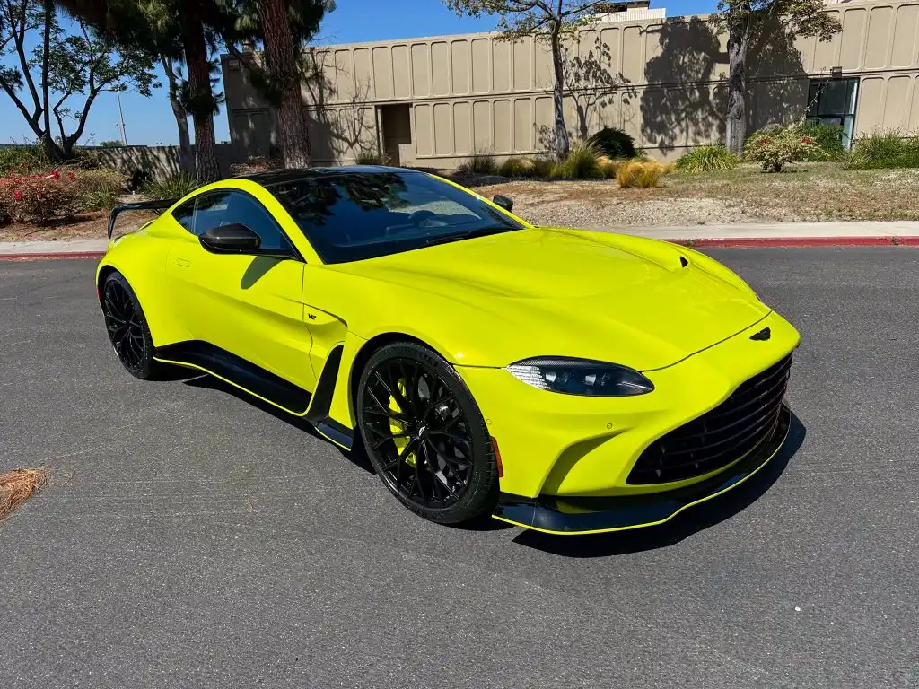 2023 Aston Martin Vantage 5.2 V12 AUTO's photo
