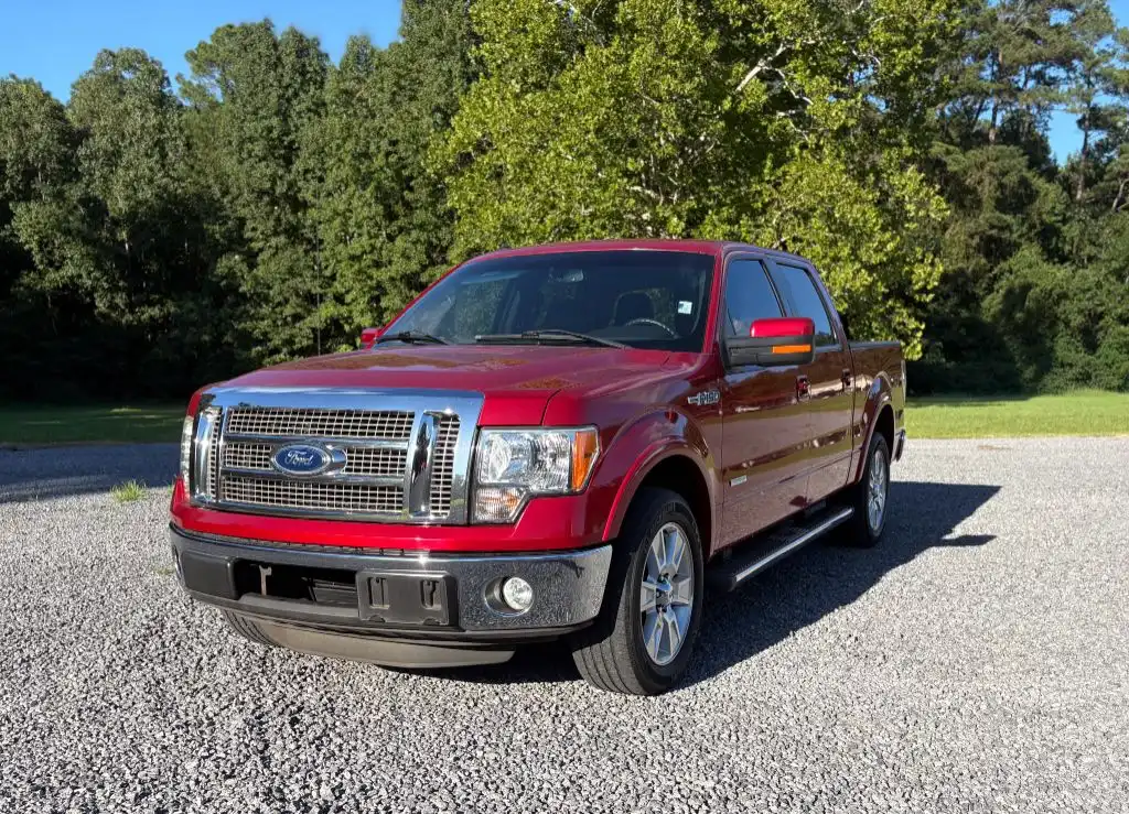 2011 Ford F-150 Lariat SuperCrew 145 in's photo