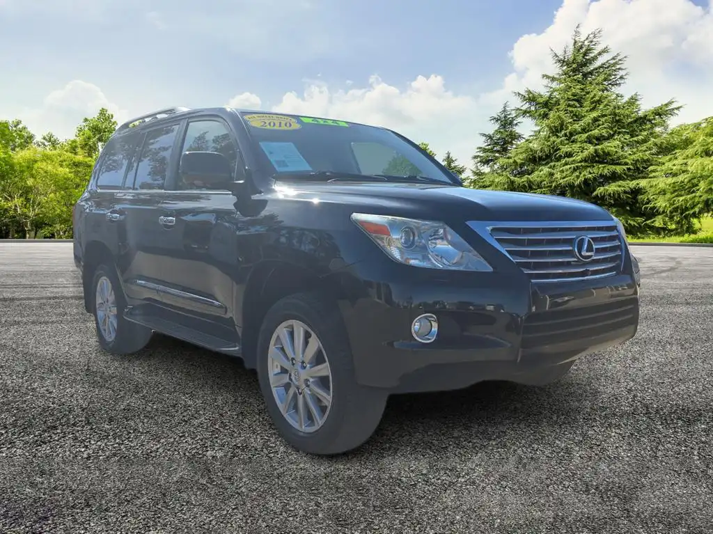 2010 Lexus LX 600 570's photo