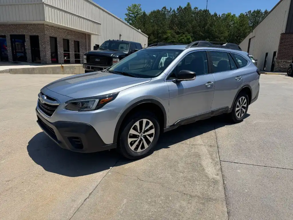 2021 Subaru Outback Base's photo