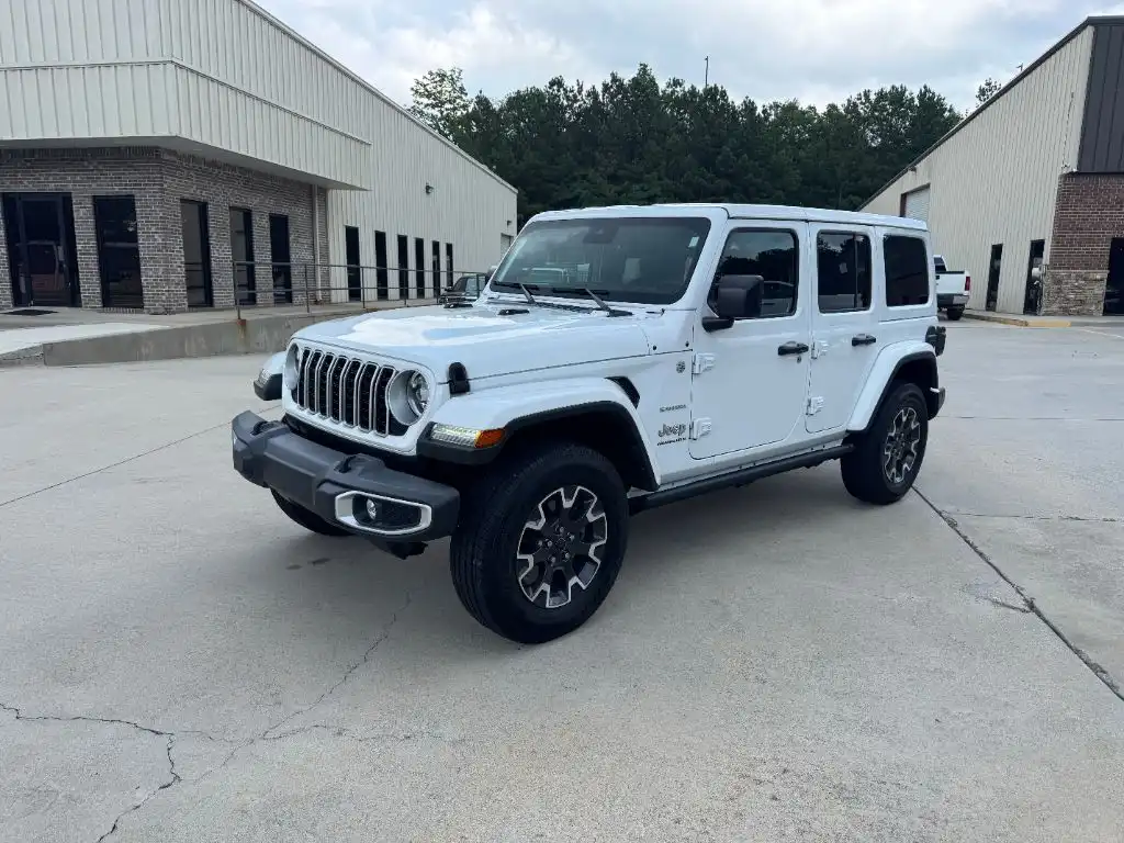 2024 Jeep Wrangler Sahara's photo