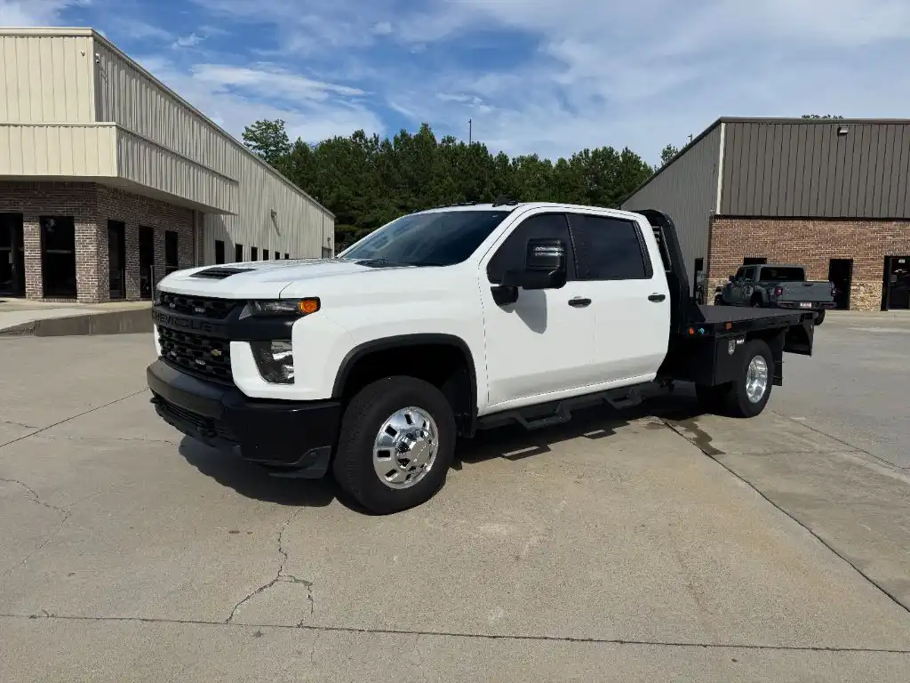 2020 Chevrolet Silverado HD WT 4WD Crew Cab 171.5" WB's photo