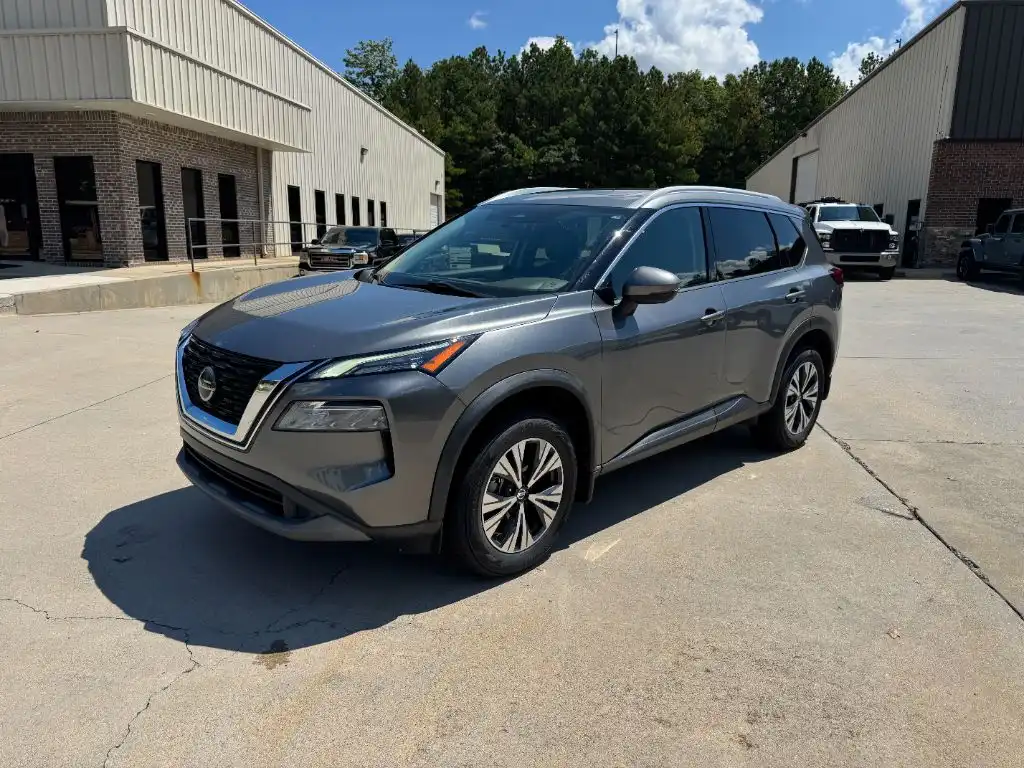 2021 Nissan Rogue SV FWD's photo
