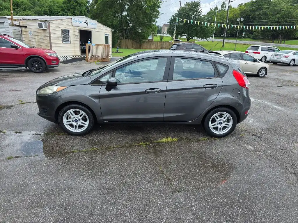 2018 Ford Fiesta SE Hatch's photo