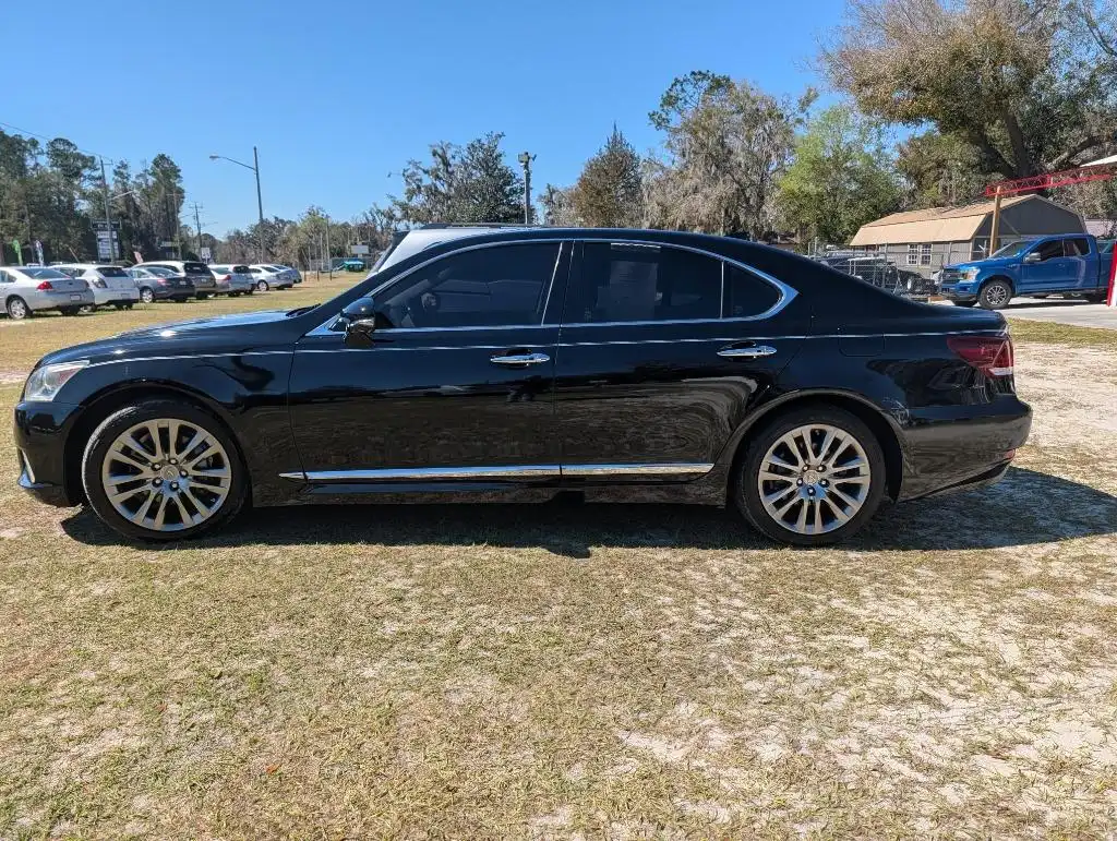 2014 Lexus LS 500 460's photo