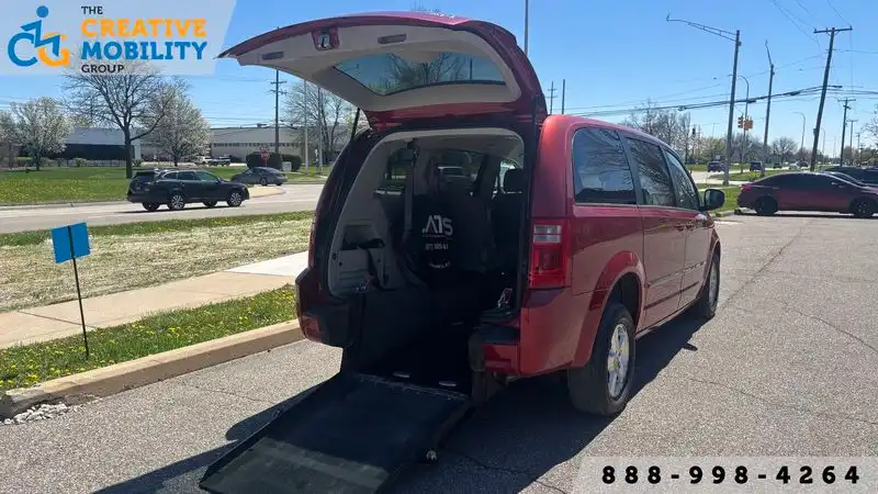 2008 Dodge Grand Caravan SXT's photo