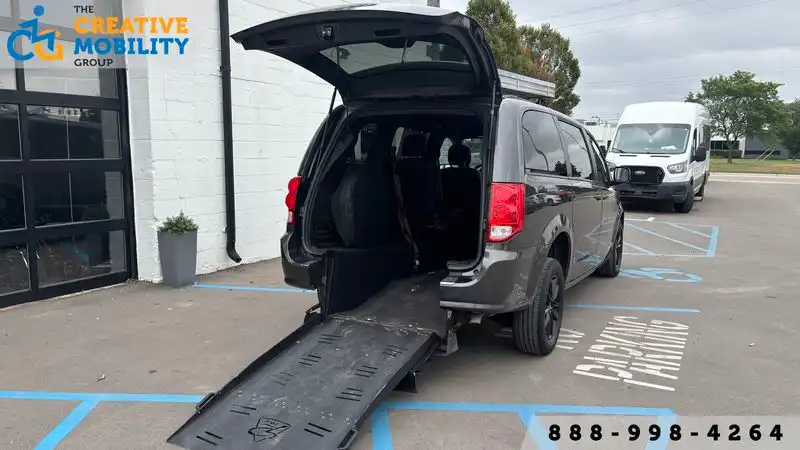 2019 Dodge Grand Caravan GT (Fleet)'s photo