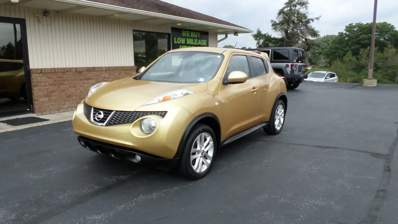 2013 Nissan Juke SL AWD CVT's photo
