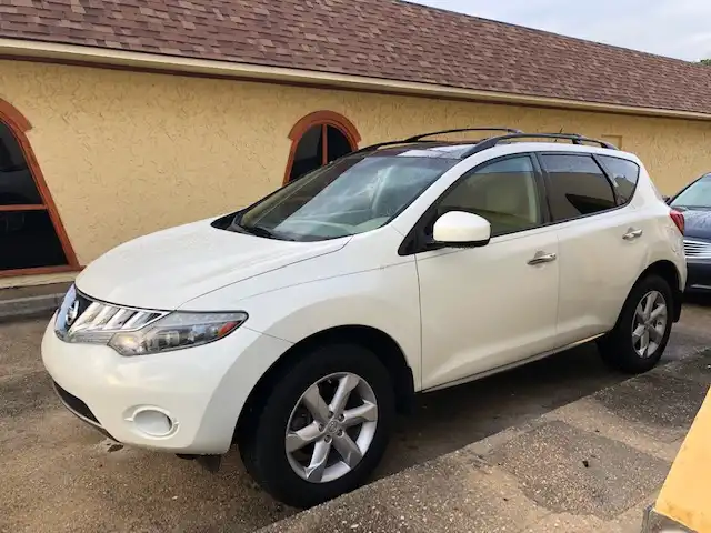 2009 Nissan Murano SL FWD's photo