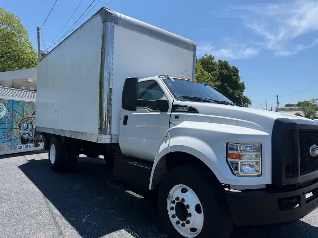 2019 Ford F-650's photo