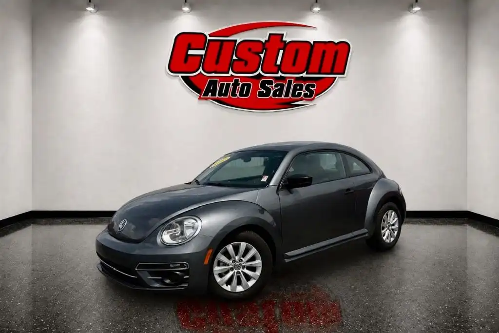 2018 Volkswagen Beetle 2.0T S Auto's photo