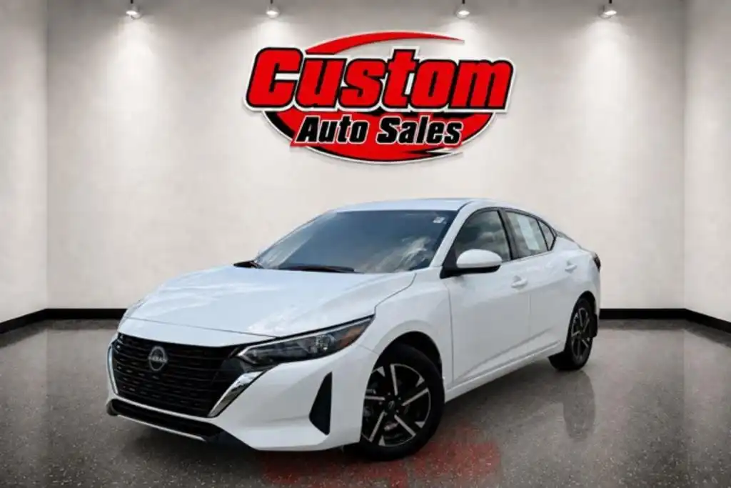 2025 Nissan Sentra SV CVT's photo
