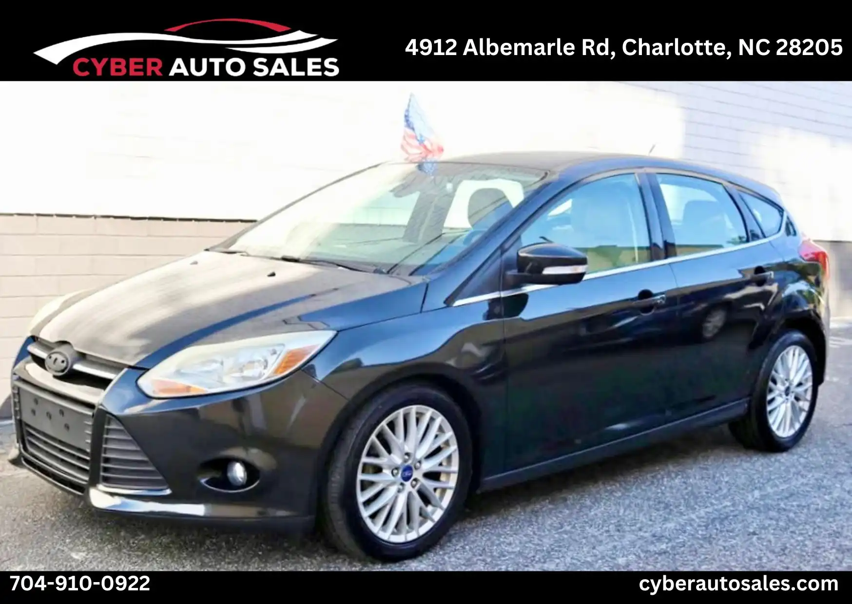 2012 Ford Focus 5 Door Hatch SEL's photo