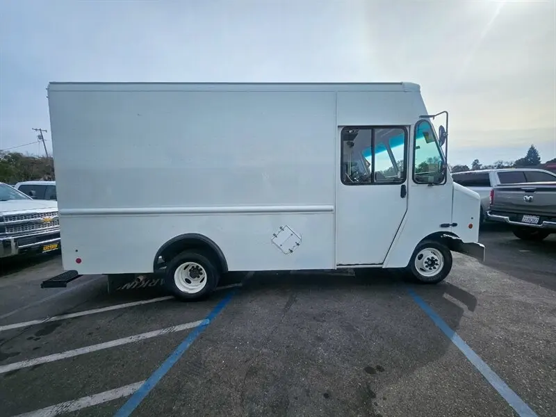 2014 Ford E-Series undefined photo 5