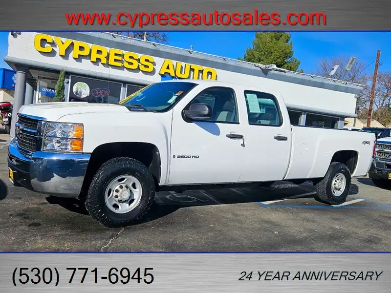 2009 Chevrolet Silverado HD Work Truck 4WD Crew Cab SWB's photo
