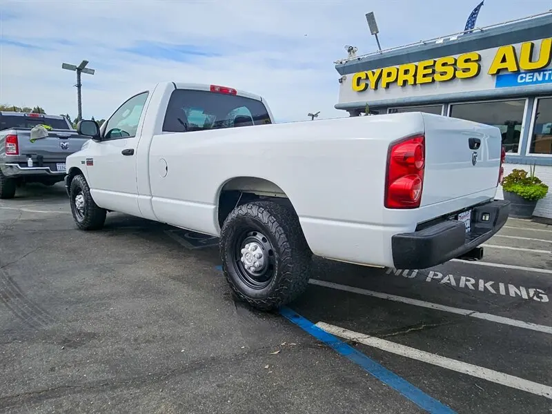 2008 Dodge Ram 2500 ST Regular Cab photo 3