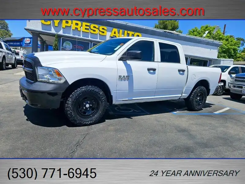 2016 RAM 1500 Tradesman 4x4 Crew Cab 5'7's photo
