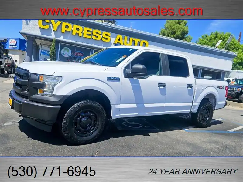 2017 Ford F-150 XL 4x4 SuperCrew 5-1/2 Box's photo