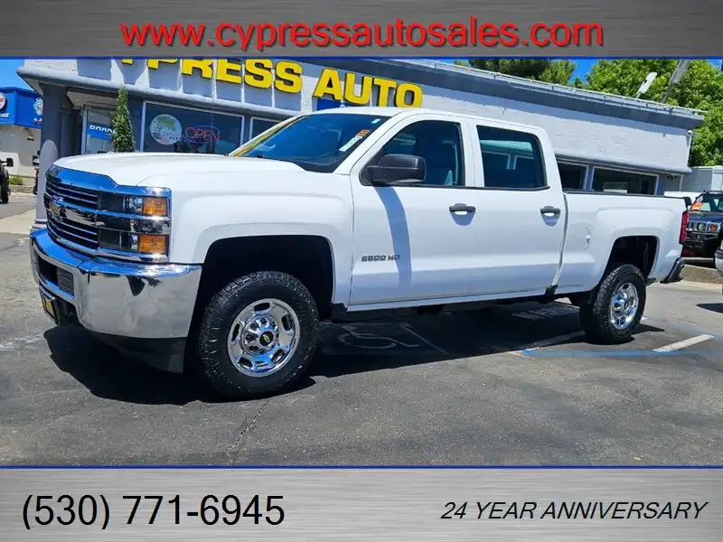2018 Chevrolet Silverado HD Work Truck 4WD Crew Cab Standard Box's photo