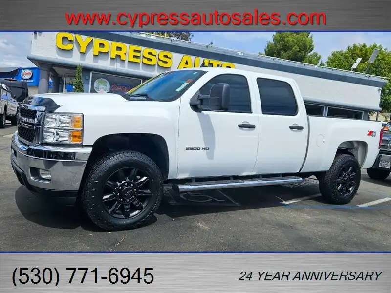 2014 Chevrolet Silverado HD 1LT 4WD Crew Cab SWB's photo