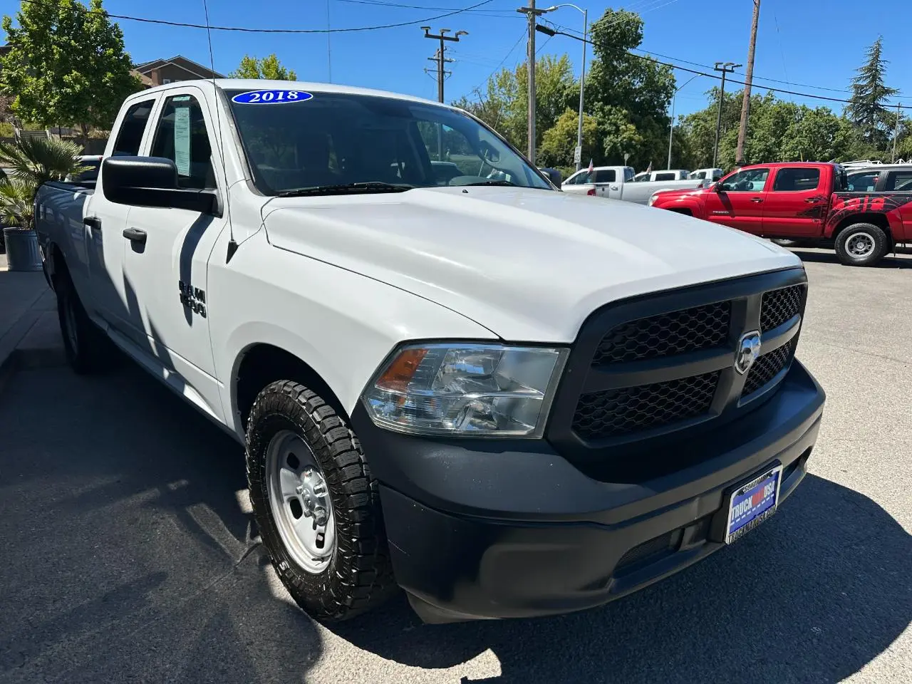2018 RAM 1500 Tradesman Quad Cab 6'4 photo 4