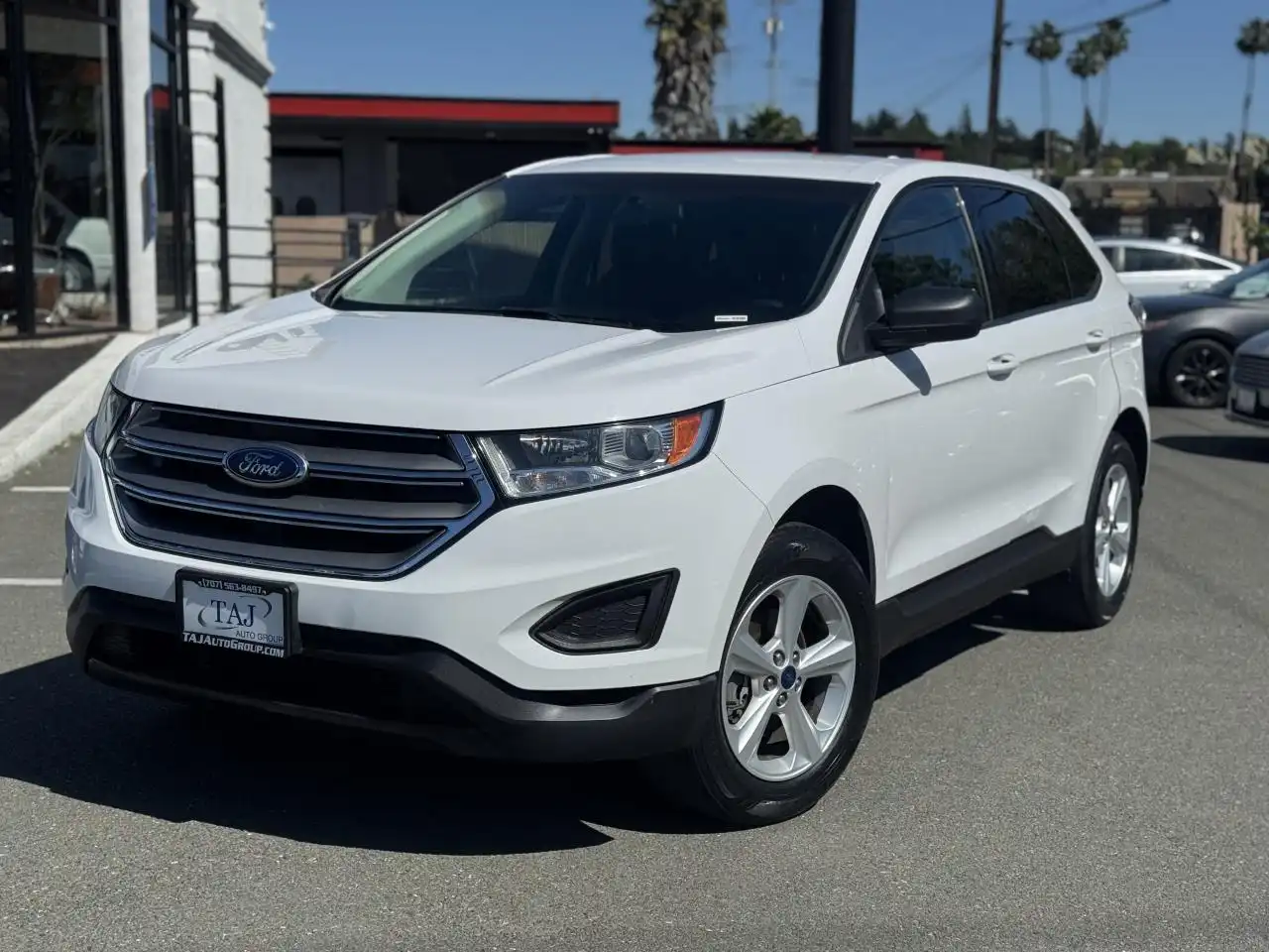2016 Ford Edge SE's photo