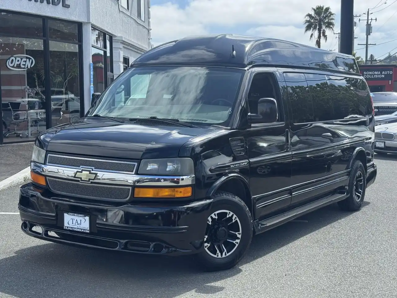 2013 Chevrolet Express's photo