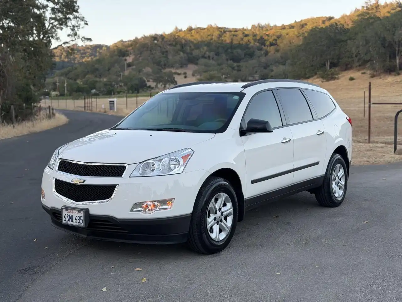 2011 Chevrolet Traverse LS FWD's photo