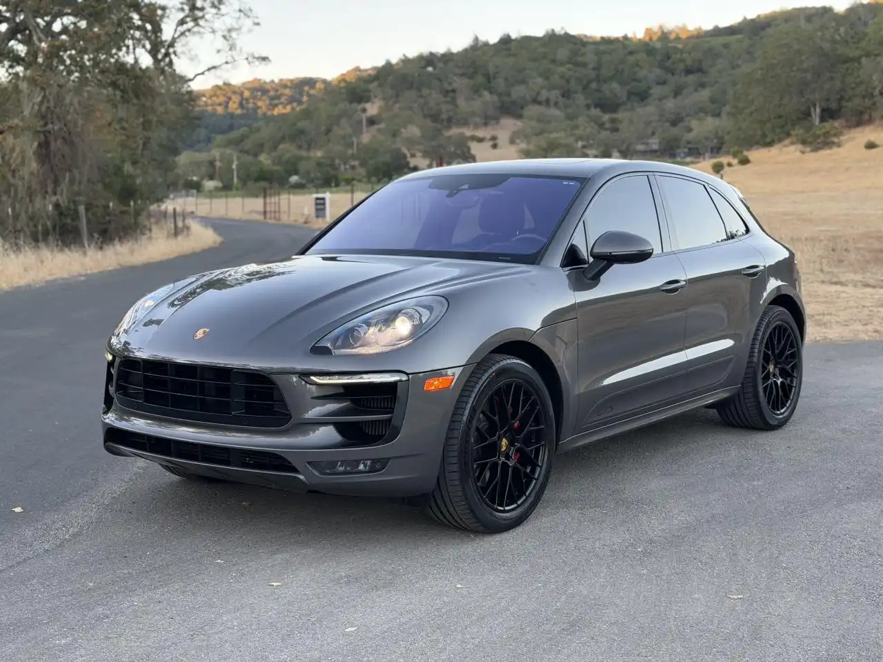 2018 Porsche Macan GTS's photo