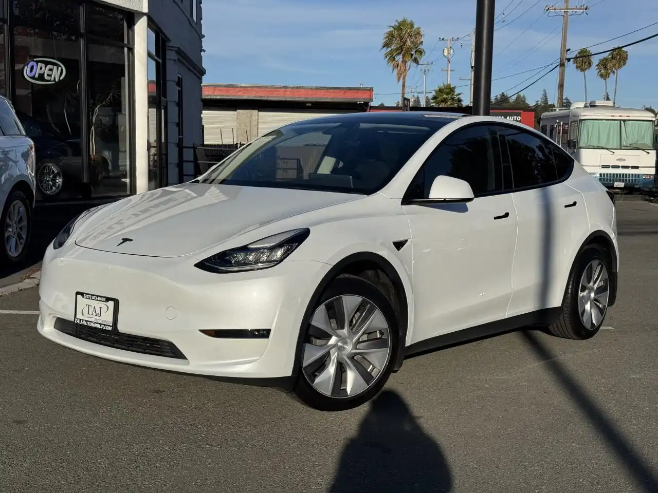 2023 Tesla Model Y Long Range Dual Motor AWD's photo
